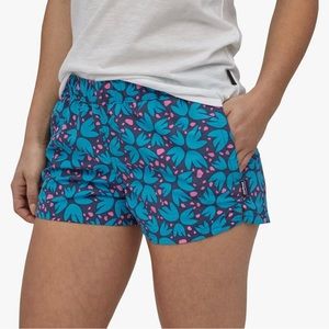 Women’s Patagonia “ Barely baggie” shorts.  size Small. 2 1/2”